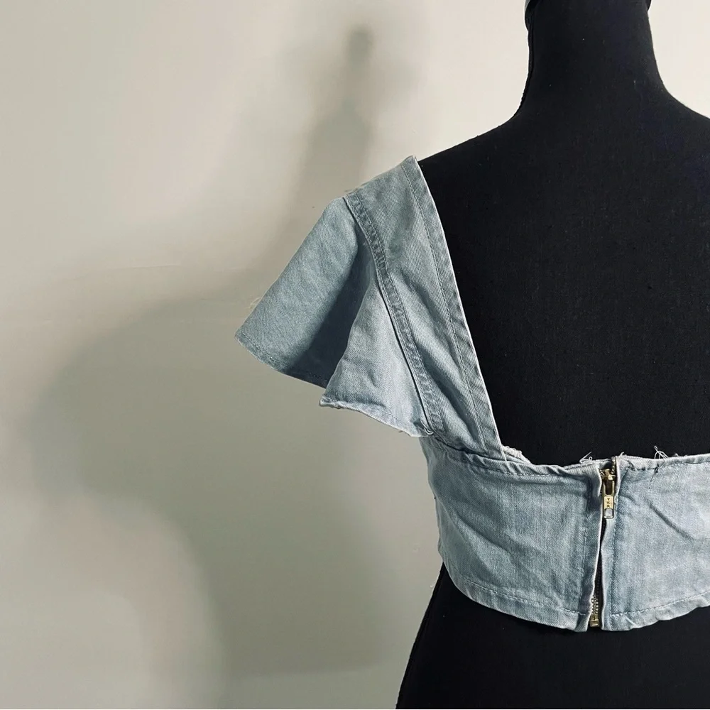 prettylittlething | flared sleeve blue denim crop top - Picture 10 of 13